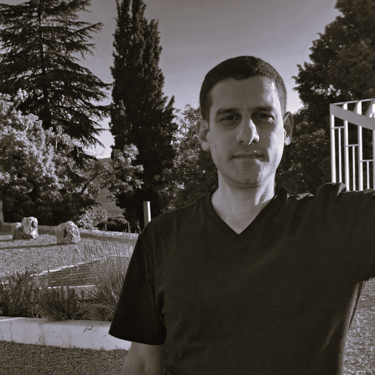 Omar Ghattas - Astrólogo